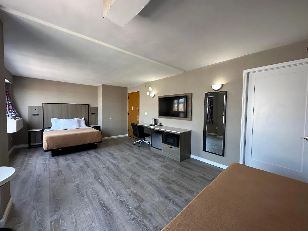 Regal Inn & Suites New York Laguardia Hotel United States